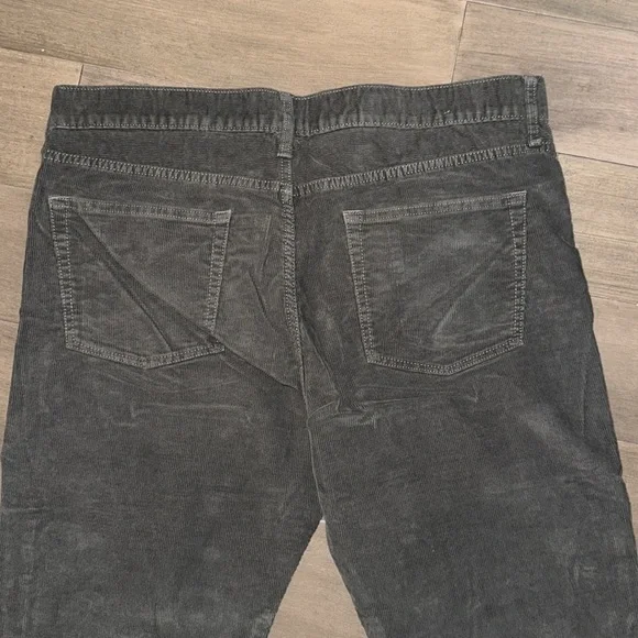 J Crew Olive Green Corduroys 35/32 - Picture 5 of 5